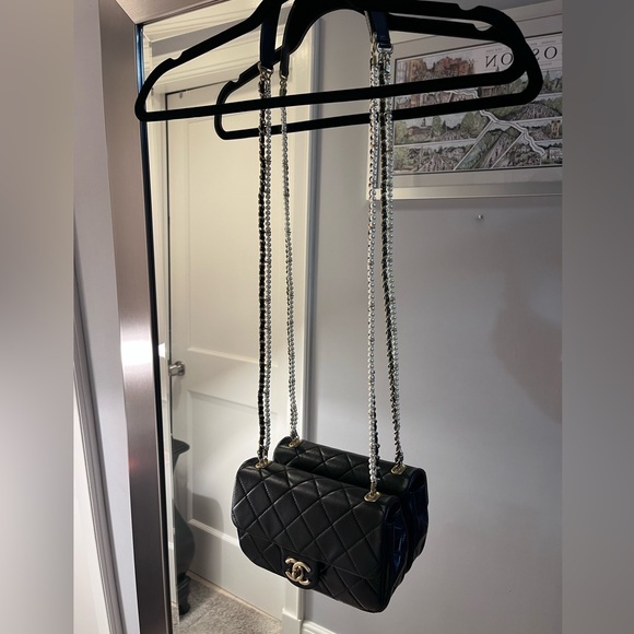 CHANEL Authentic 2021 Mini Crystal Pearls Chain Flap Shoulder Bag - Picture 15 of 17